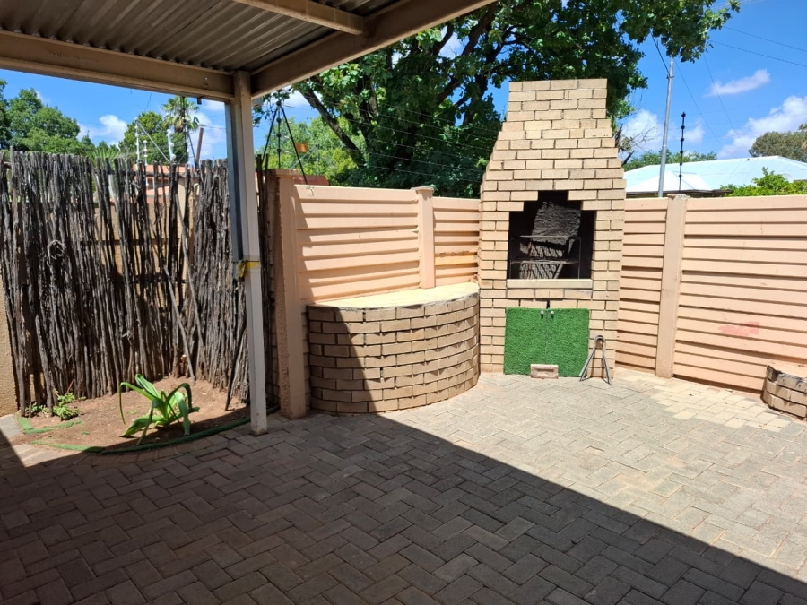 2 Bedroom Property for Sale in Hospitaalpark Free State